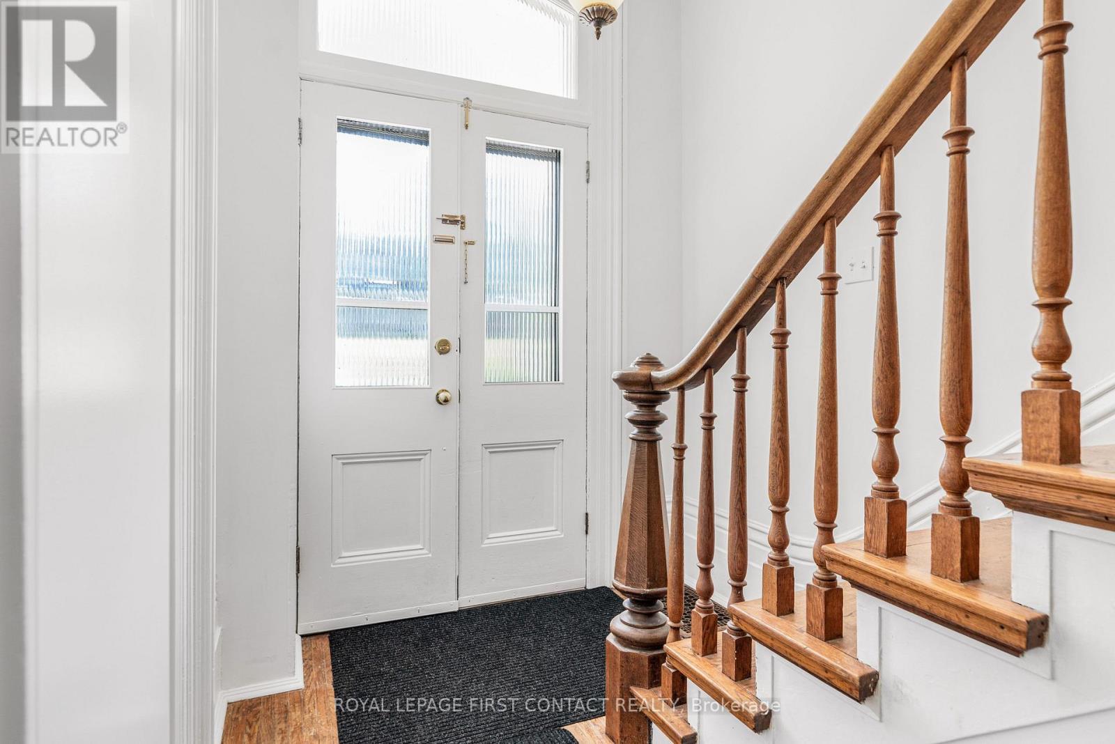 












14&16 PEEL STREET

,
Barrie,




Ontario
L4M3K8

