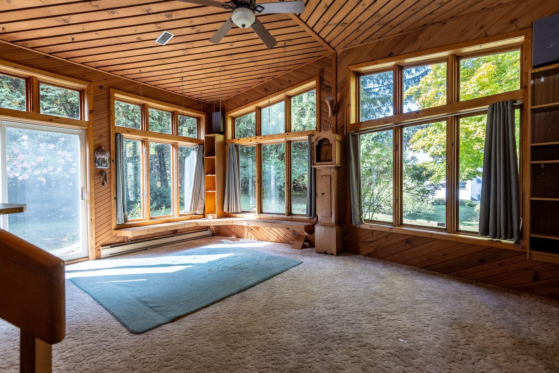 









15


Rue Lynch

,
Lac-Brome,




QC
J0E1V0

