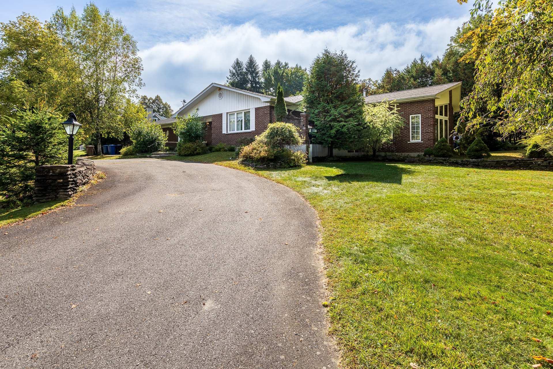 









15


Rue Lynch

,
Lac-Brome,




QC
J0E1V0

