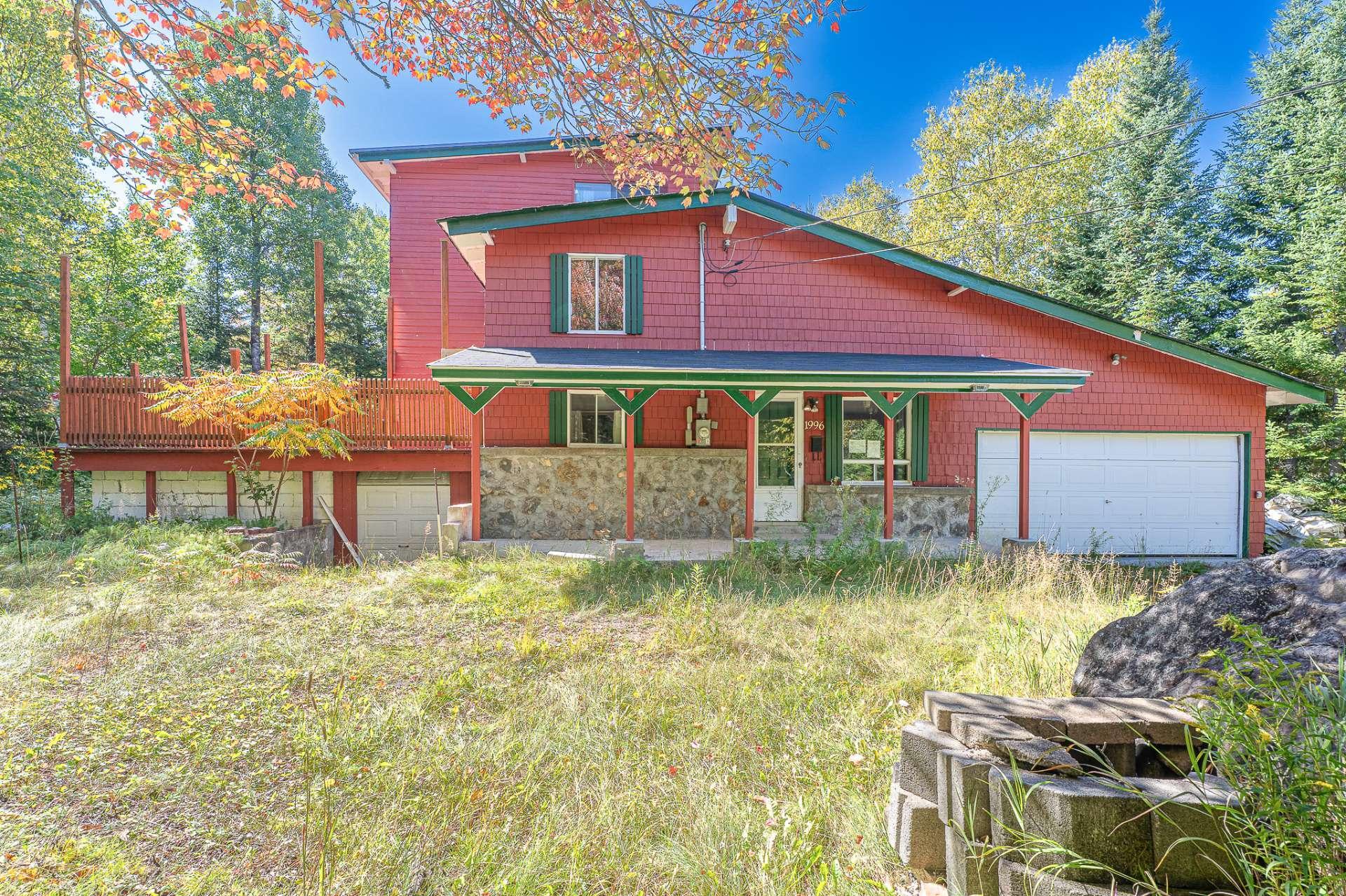 









1996


Av. J.-C.-Cloutier

,
Sainte-Lucie-des-Laurentides,




QC
J0T2J0

