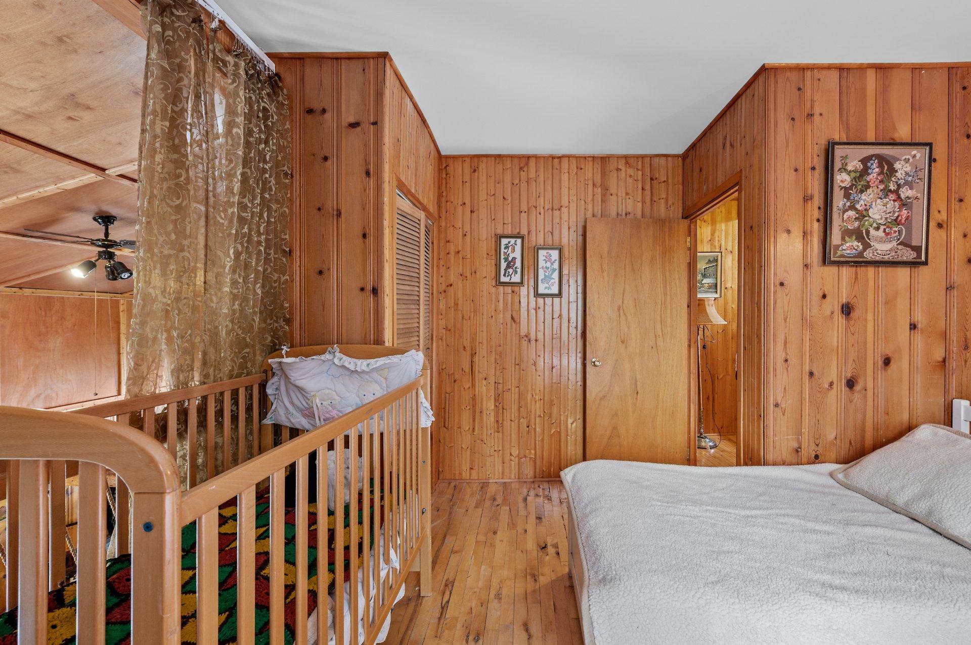 









1996


Av. J.-C.-Cloutier

,
Sainte-Lucie-des-Laurentides,




QC
J0T2J0

