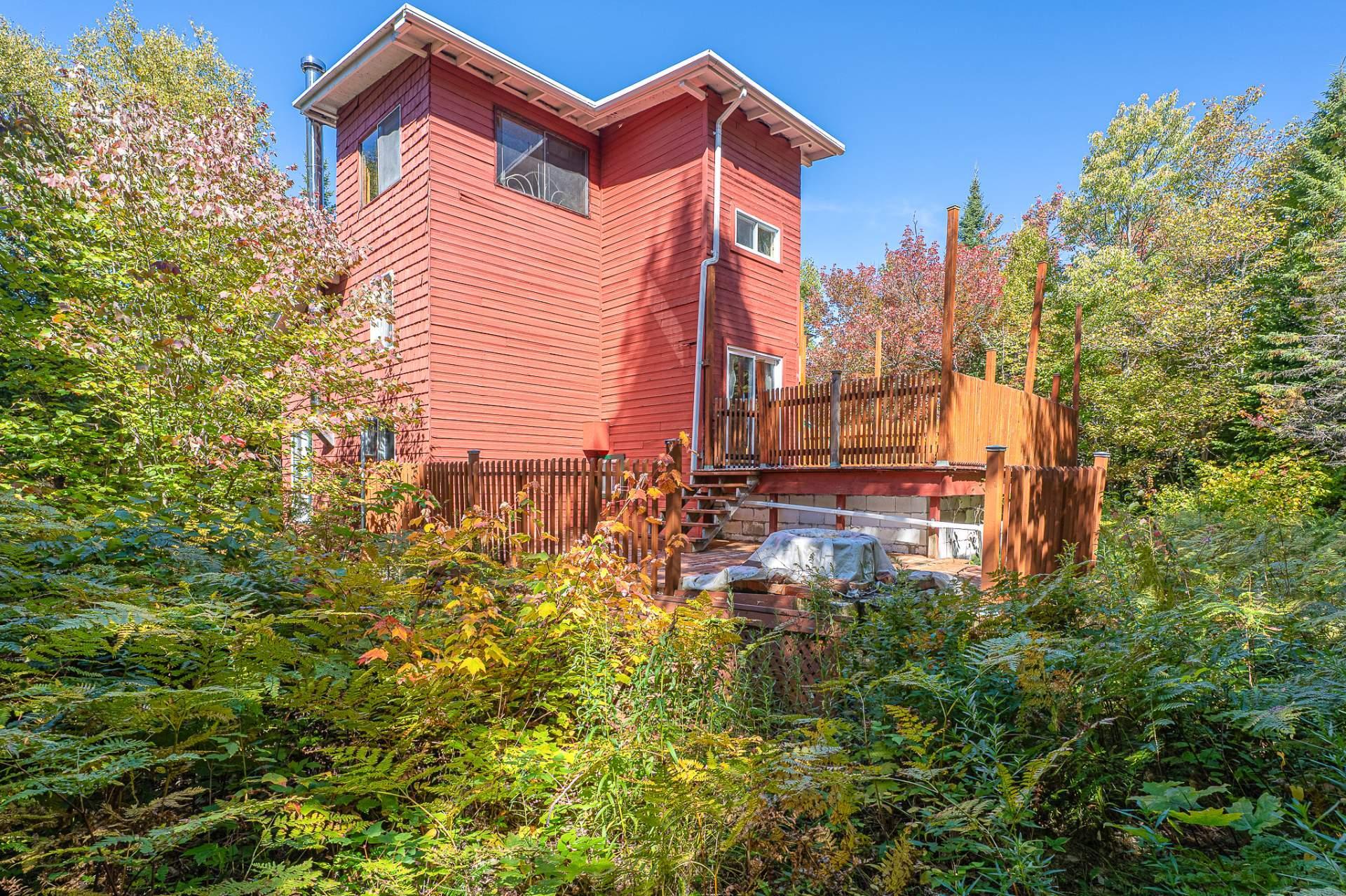 









1996


Av. J.-C.-Cloutier

,
Sainte-Lucie-des-Laurentides,




QC
J0T2J0

