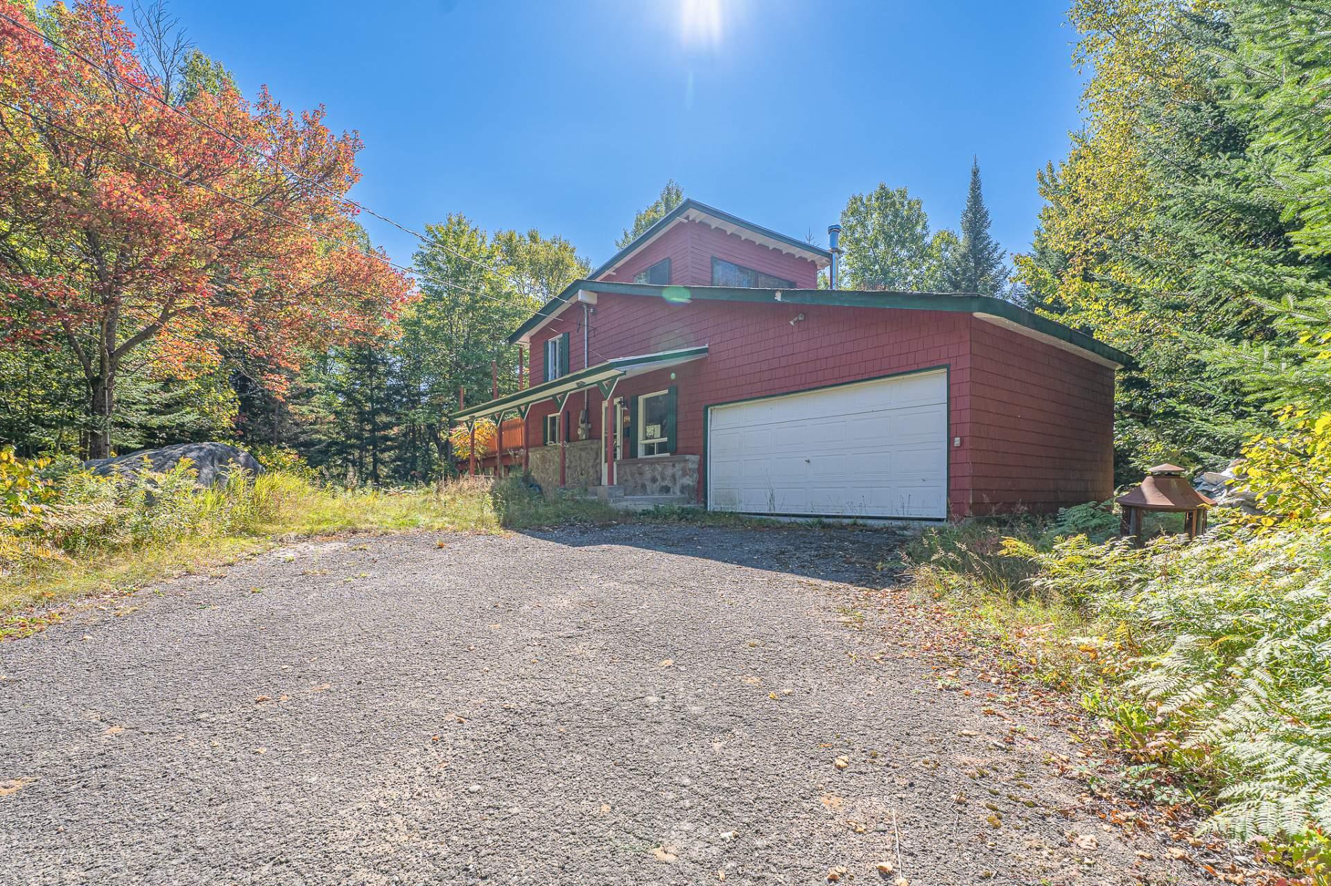 









1996


Av. J.-C.-Cloutier

,
Sainte-Lucie-des-Laurentides,




QC
J0T2J0

