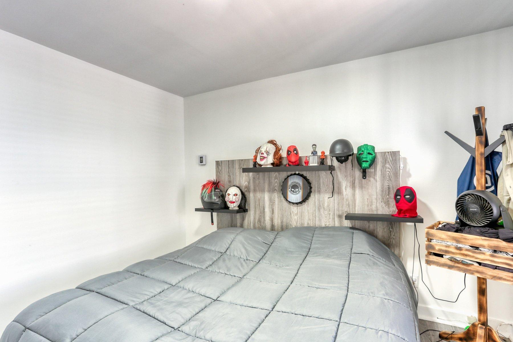 









755

 - 757


Rue du Marie-Louise

,
Shawinigan,




QC
G9P2H1

