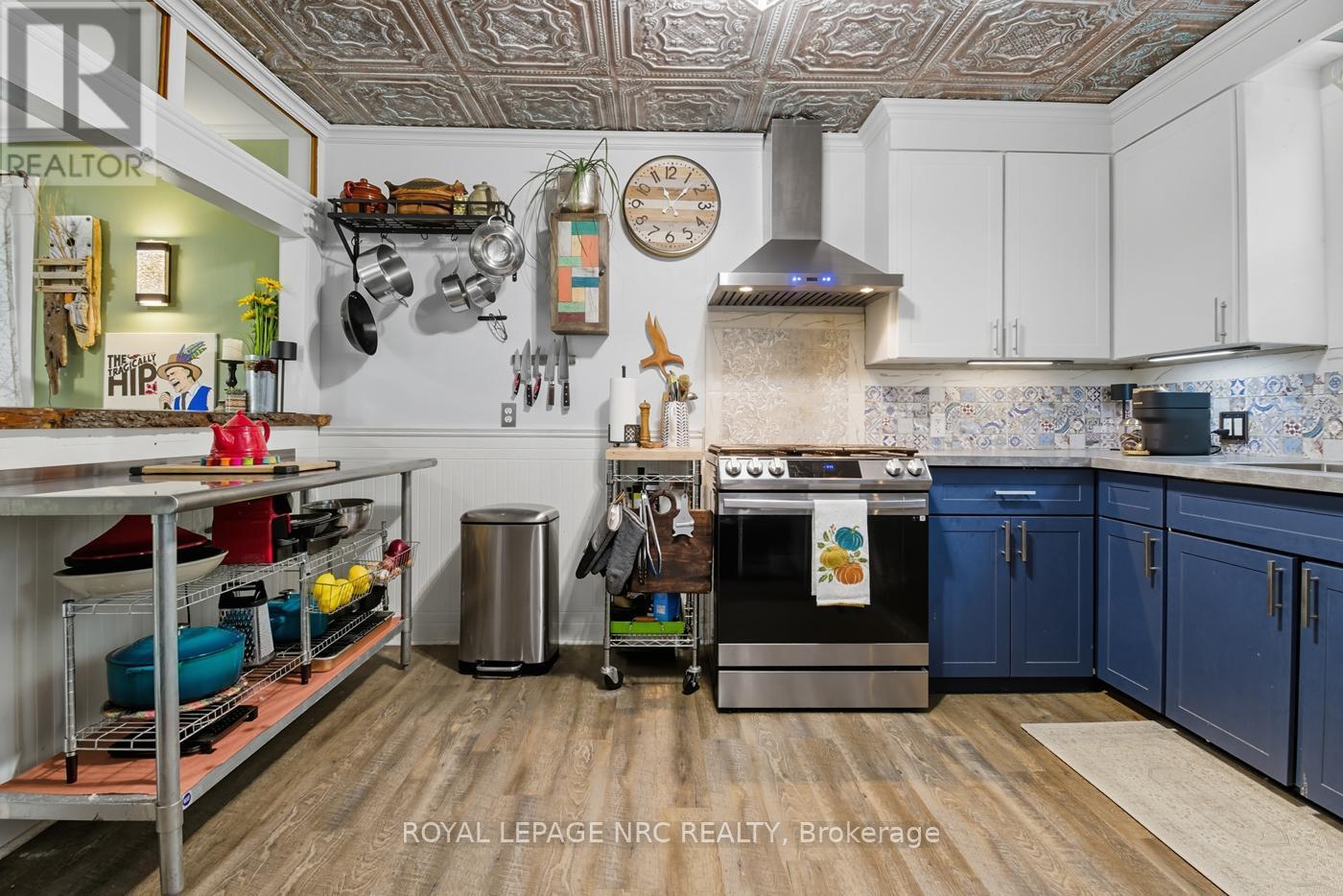 












464 GORHAM ROAD

,
Fort Erie (Ridgeway),




Ontario
L0S1N0

