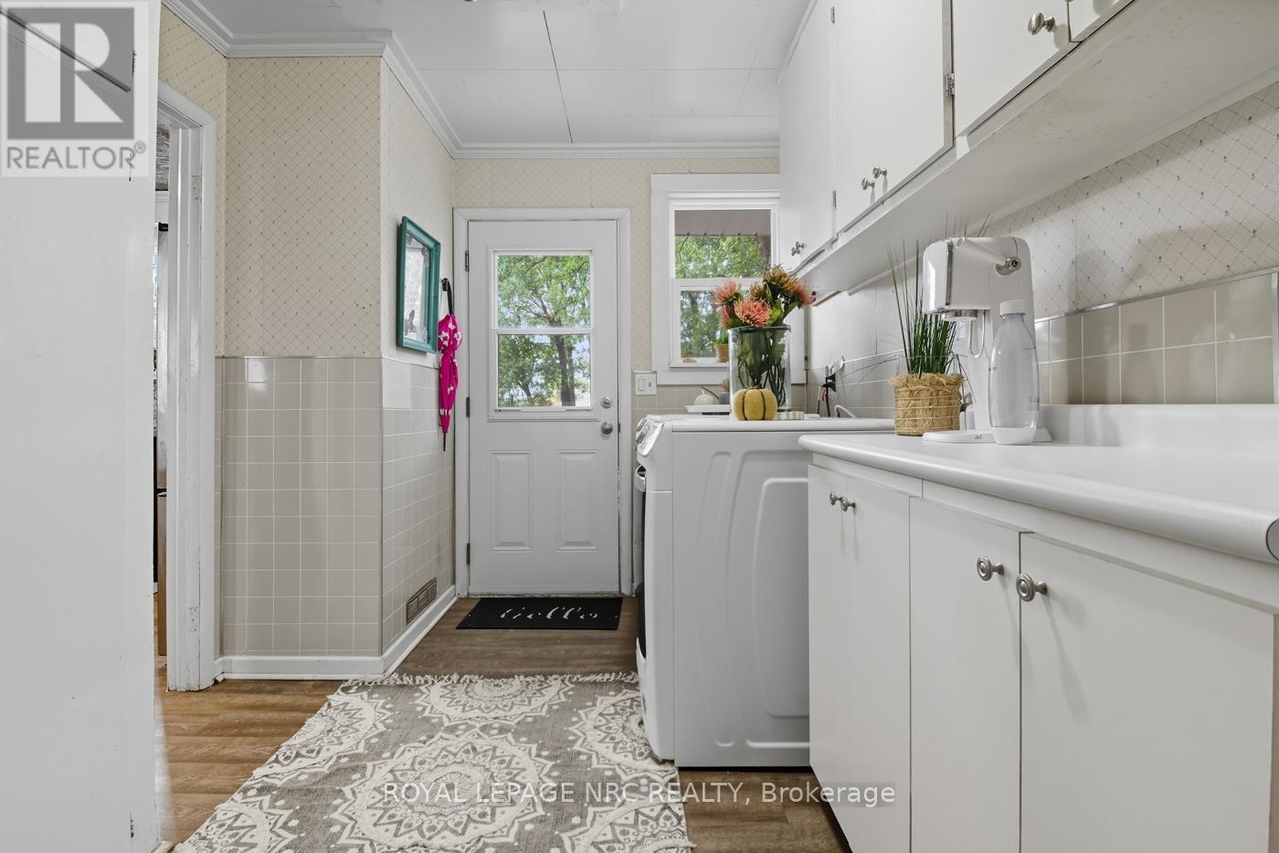 












464 GORHAM ROAD

,
Fort Erie (Ridgeway),




Ontario
L0S1N0

