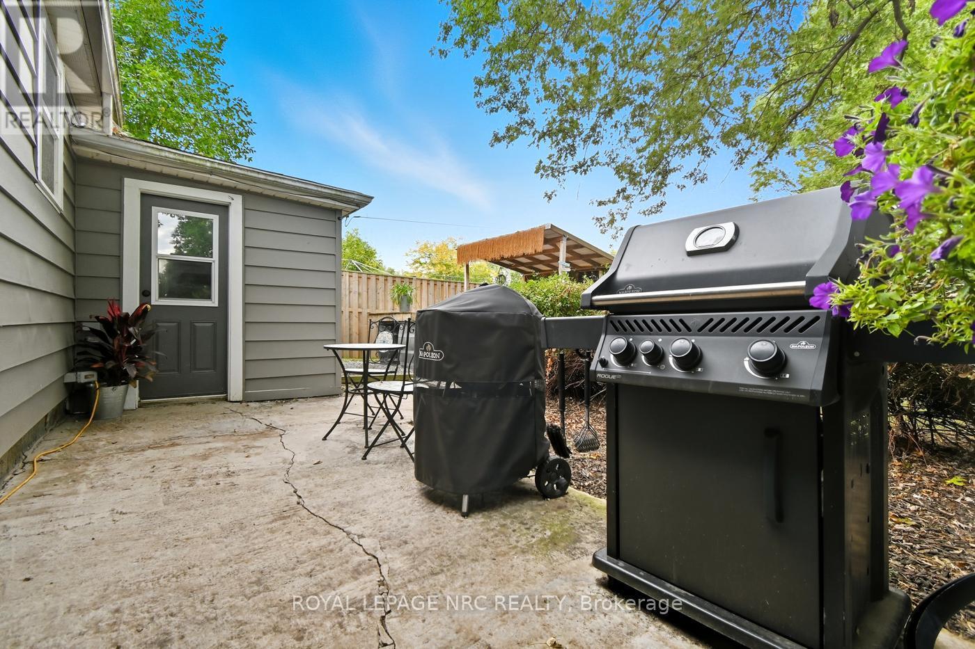 












464 GORHAM ROAD

,
Fort Erie (Ridgeway),




Ontario
L0S1N0

