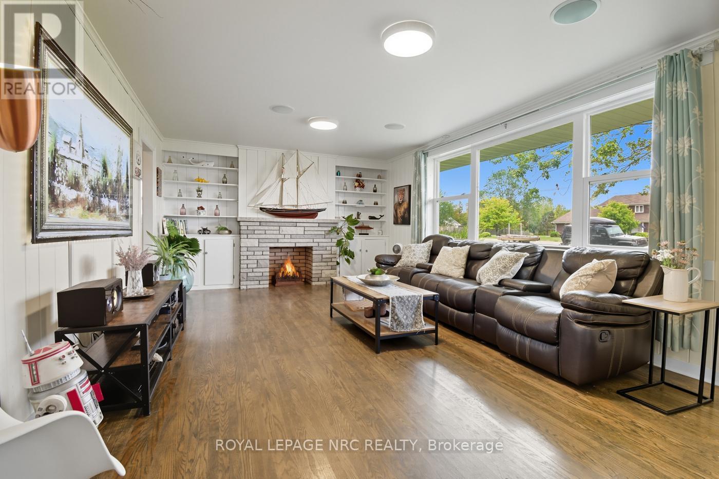 












464 GORHAM ROAD

,
Fort Erie (Ridgeway),




Ontario
L0S1N0

