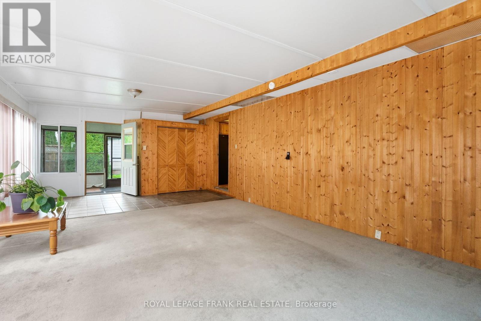 












379 IRENE DRIVE

,
Georgina (Keswick South),




Ontario
L4P3B3


