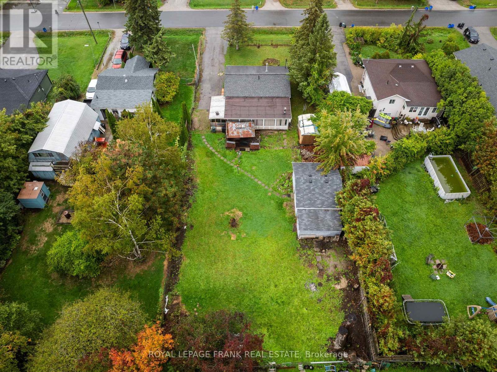 












379 IRENE DRIVE

,
Georgina (Keswick South),




Ontario
L4P3B3


