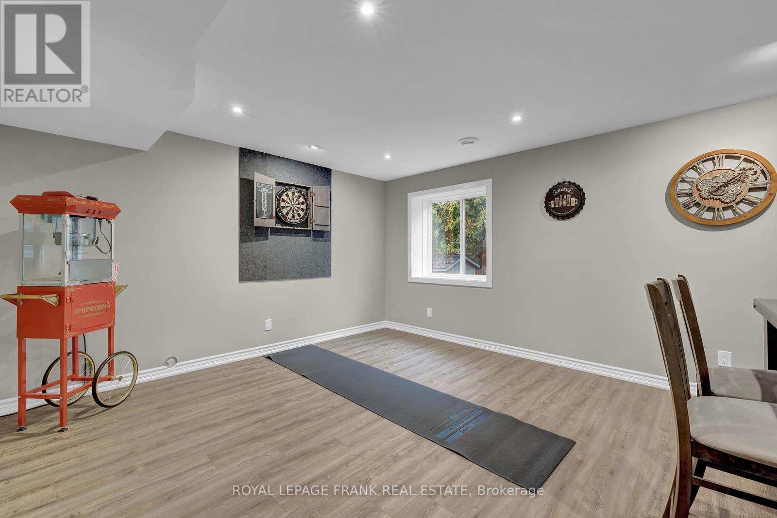 












100 WHITE DRIVE

,
Port Hope,




Ontario
L1A0B6

