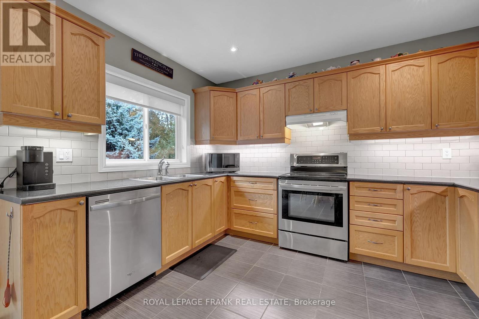 












100 WHITE DRIVE

,
Port Hope,




Ontario
L1A0B6

