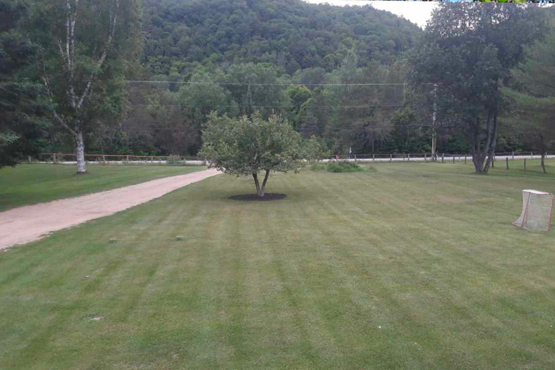 









672


Ch. du Poisson-Blanc

,
Denholm,




QC
J8N9E9

