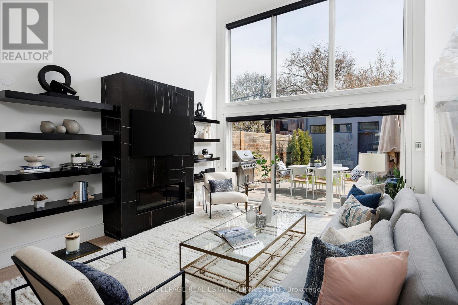 












121 MARKHAM STREET

,
Toronto,




Ontario
M6J2G4

