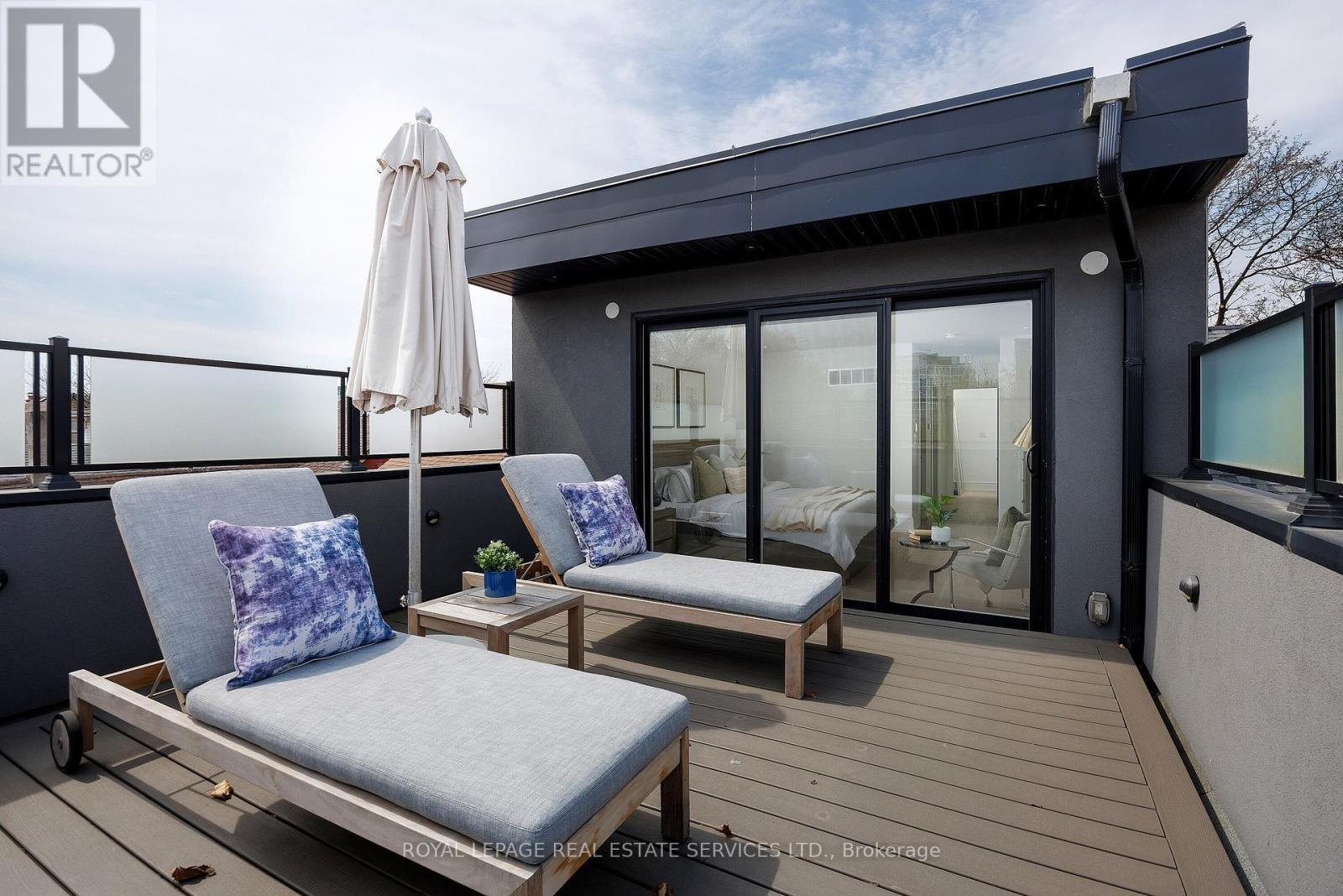 












121 MARKHAM STREET

,
Toronto,




Ontario
M6J2G4

