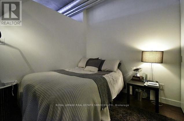 












804 - 169 JOHN STREET

,
Toronto,




Ontario
M5T1X3

