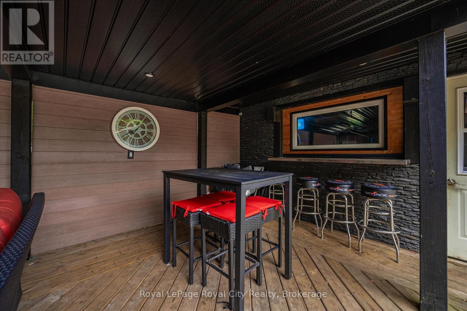 












670 FERRIER STREET

,
Centre Wellington (Fergus),




Ontario
N1M1W8

