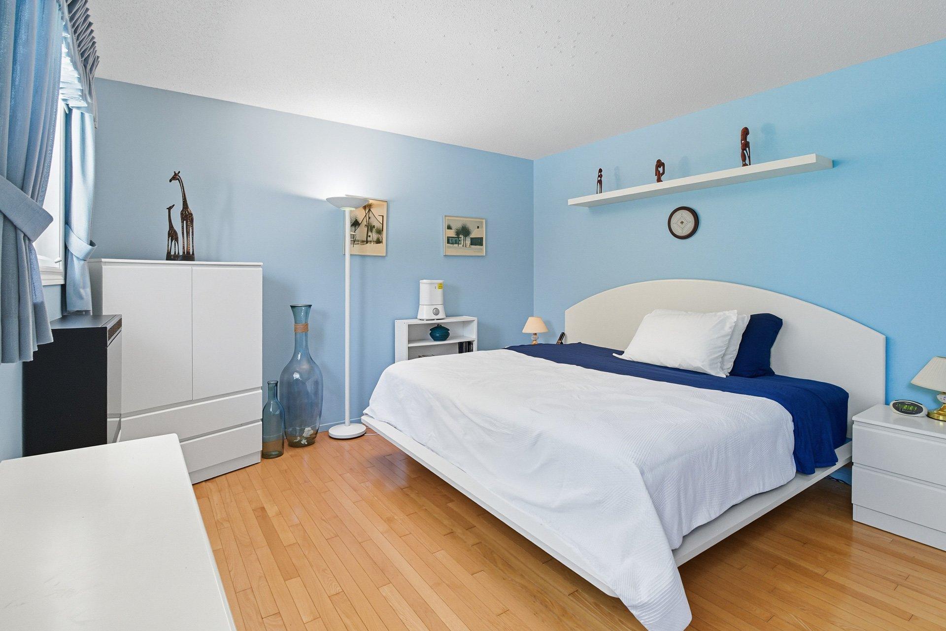 









8


Rue du Mica

,
Gatineau (Hull),




QC
J8Z2P1

