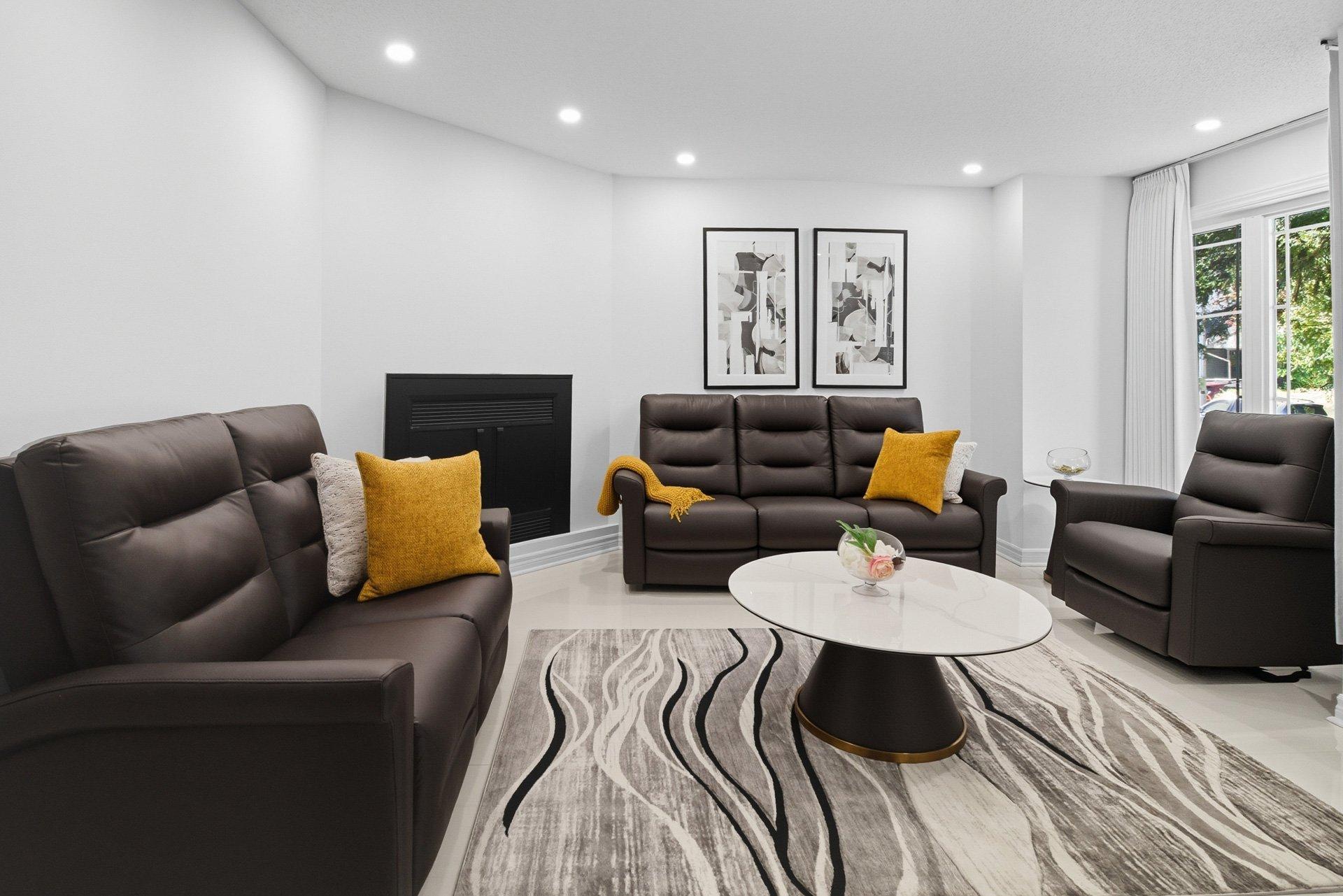 









8


Rue du Mica

,
Gatineau (Hull),




QC
J8Z2P1

