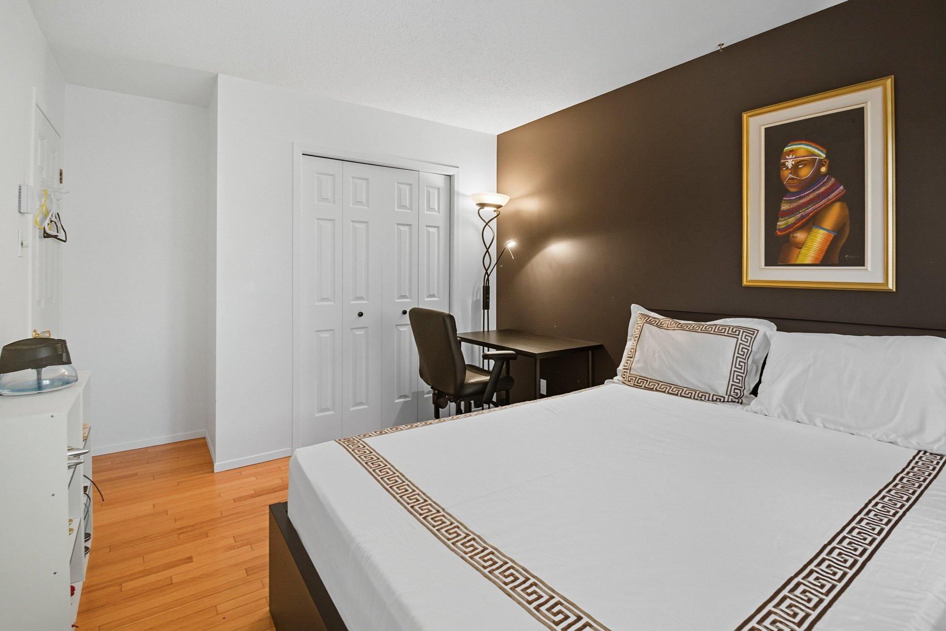 









8


Rue du Mica

,
Gatineau (Hull),




QC
J8Z2P1

