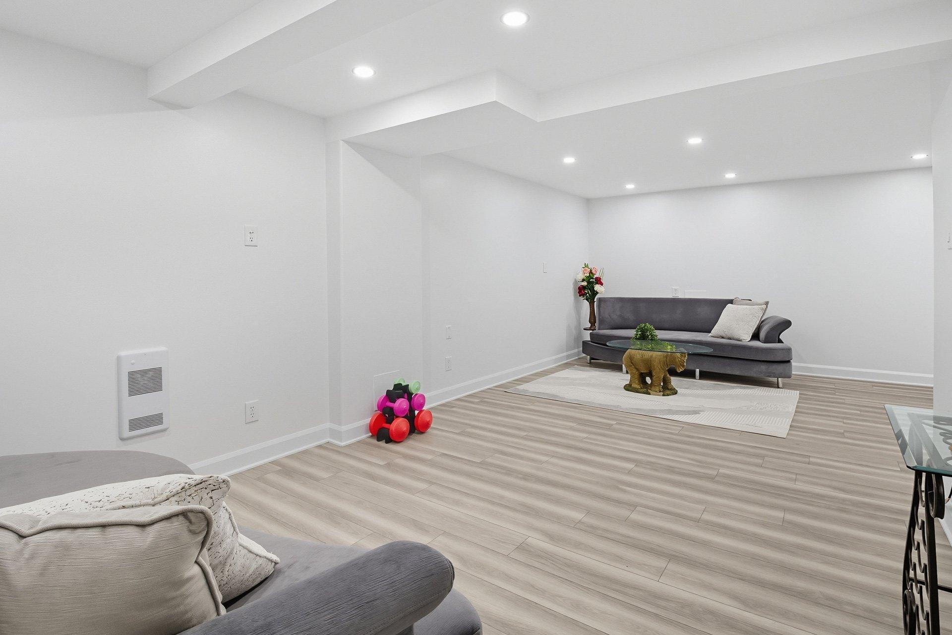 









8


Rue du Mica

,
Gatineau (Hull),




QC
J8Z2P1

