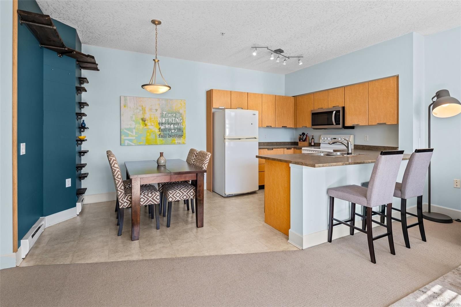 









870


Short

St, 403,
Saanich,




BC
V8X 2V5

