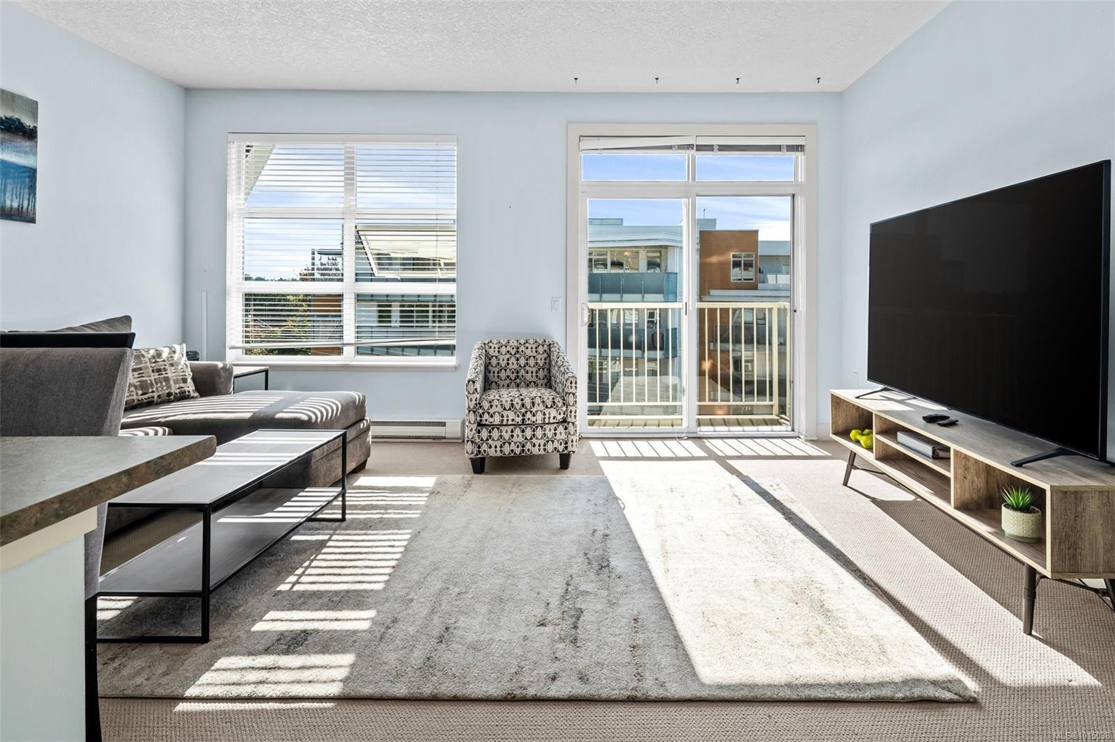 









870


Short

St, 403,
Saanich,




BC
V8X 2V5


