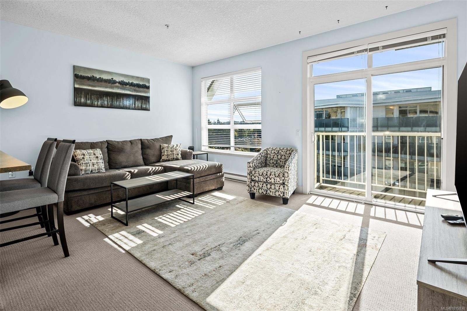 









870


Short

St, 403,
Saanich,




BC
V8X 2V5

