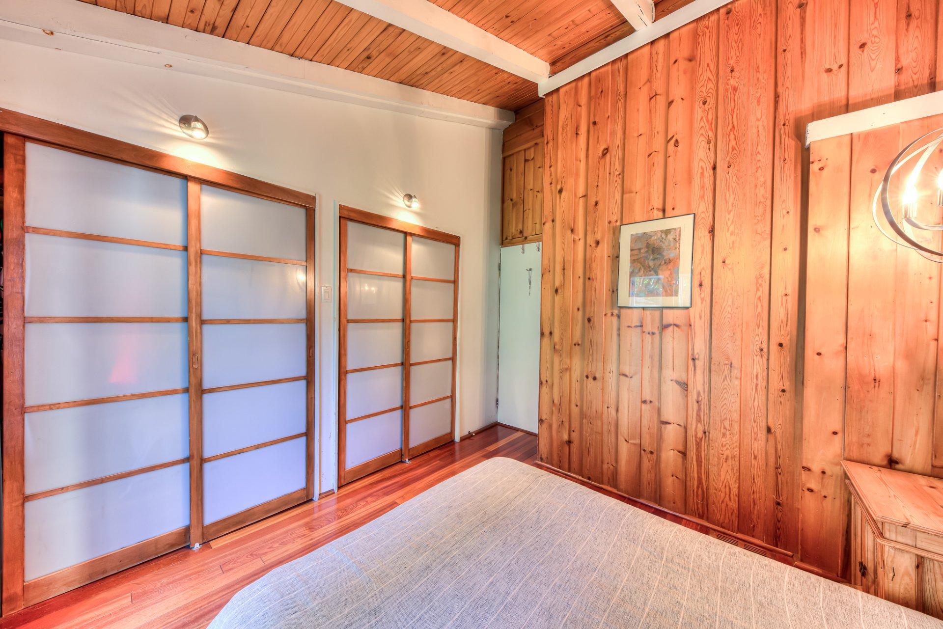 









20


Rue Touchette

,
Laval (Sainte-Rose),




QC
H7L1J5

