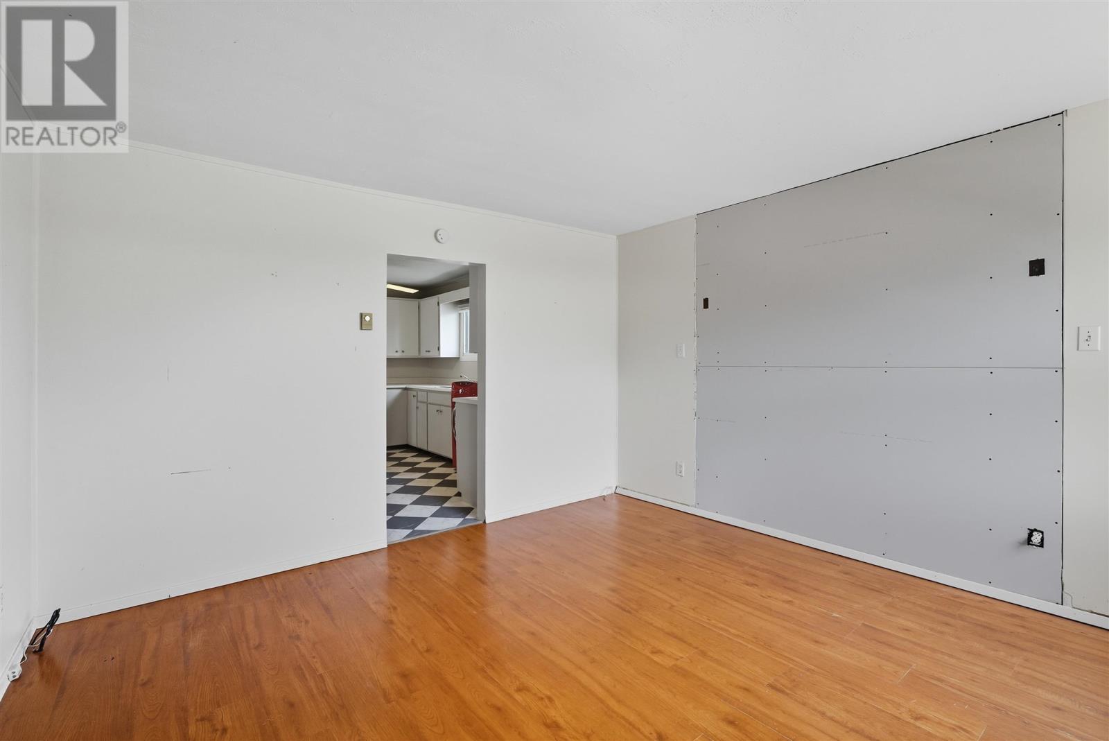 












34 Huron ST

,
Blind River,




Ontario
P0R1B0

