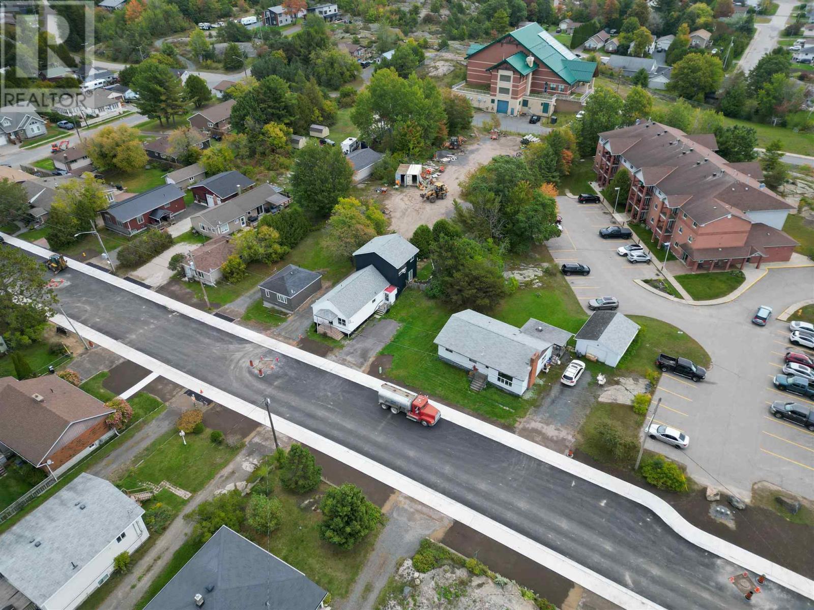 












34 Huron ST

,
Blind River,




Ontario
P0R1B0

