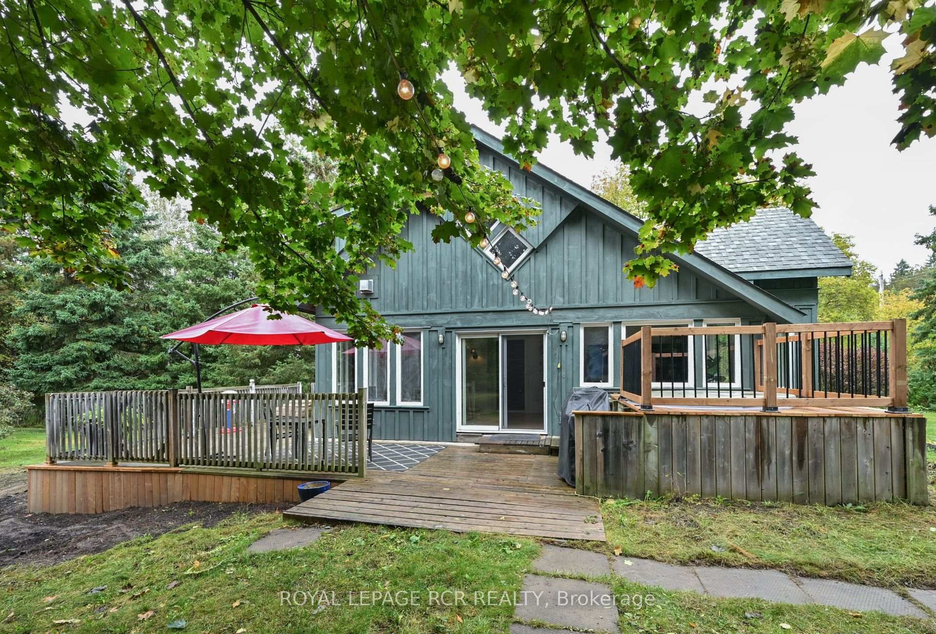 









1762


Queen

Street,
Caledon,




ON
L7K 2N6

