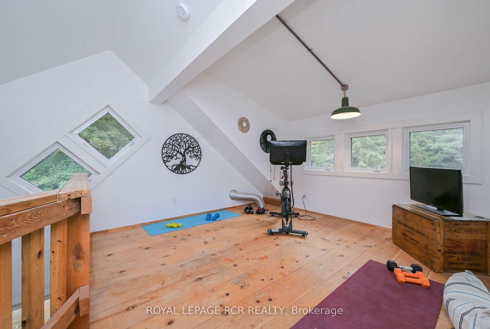 









1762


Queen

Street,
Caledon,




ON
L7K 2N6

