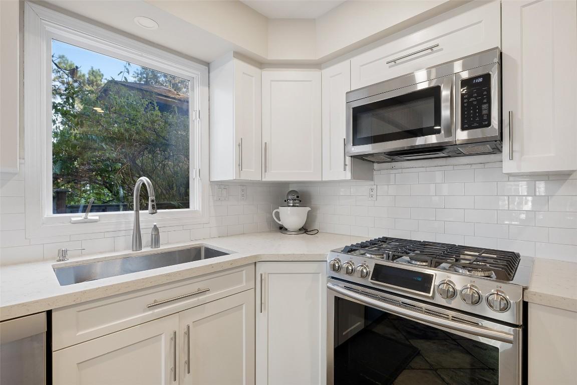 









1988


Abel

Street,
West Kelowna,




BC
V1Z 3C9

