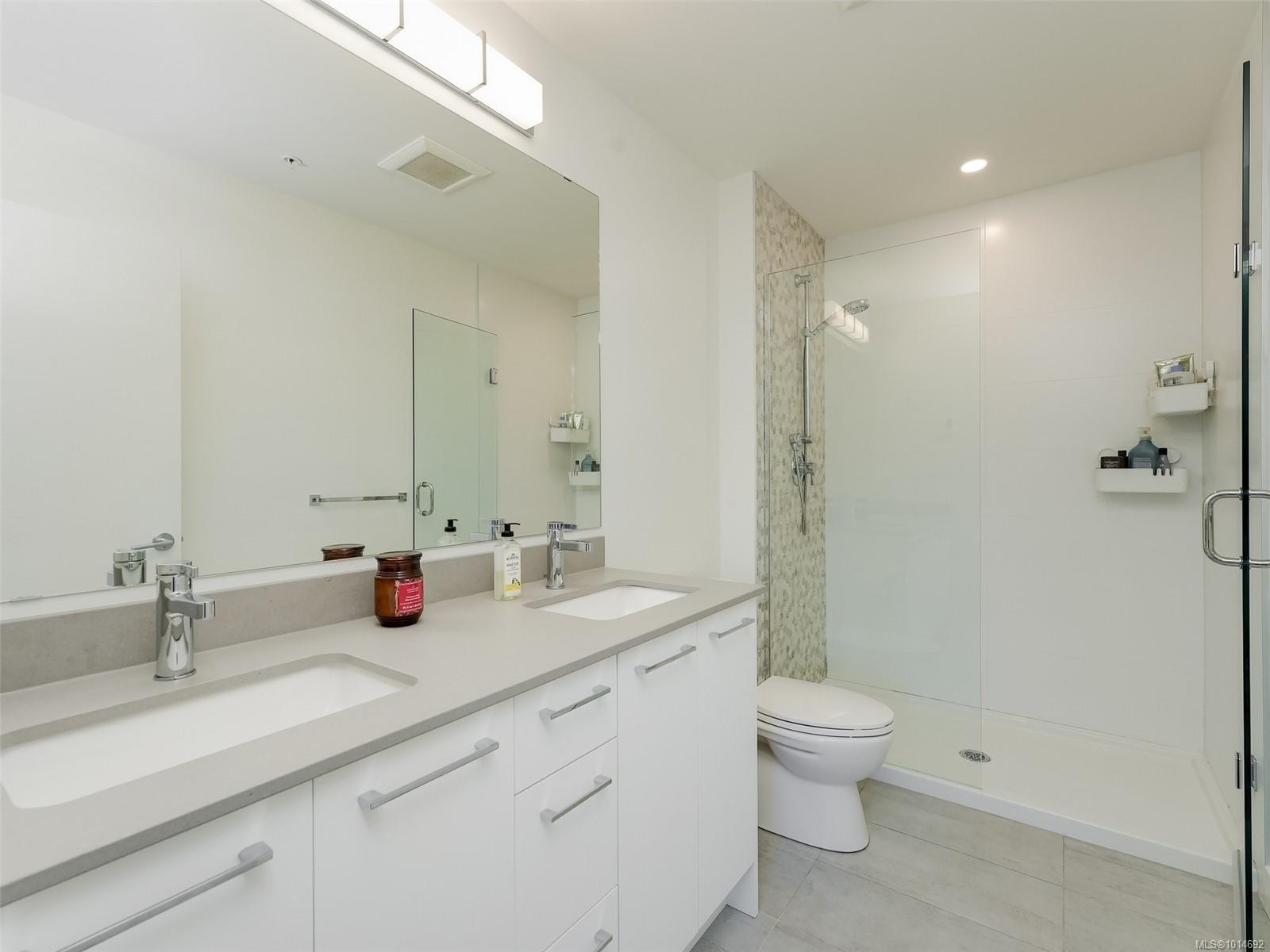 









960


Reunion

Ave, 218,
Langford,




BC
V9B 0W5

