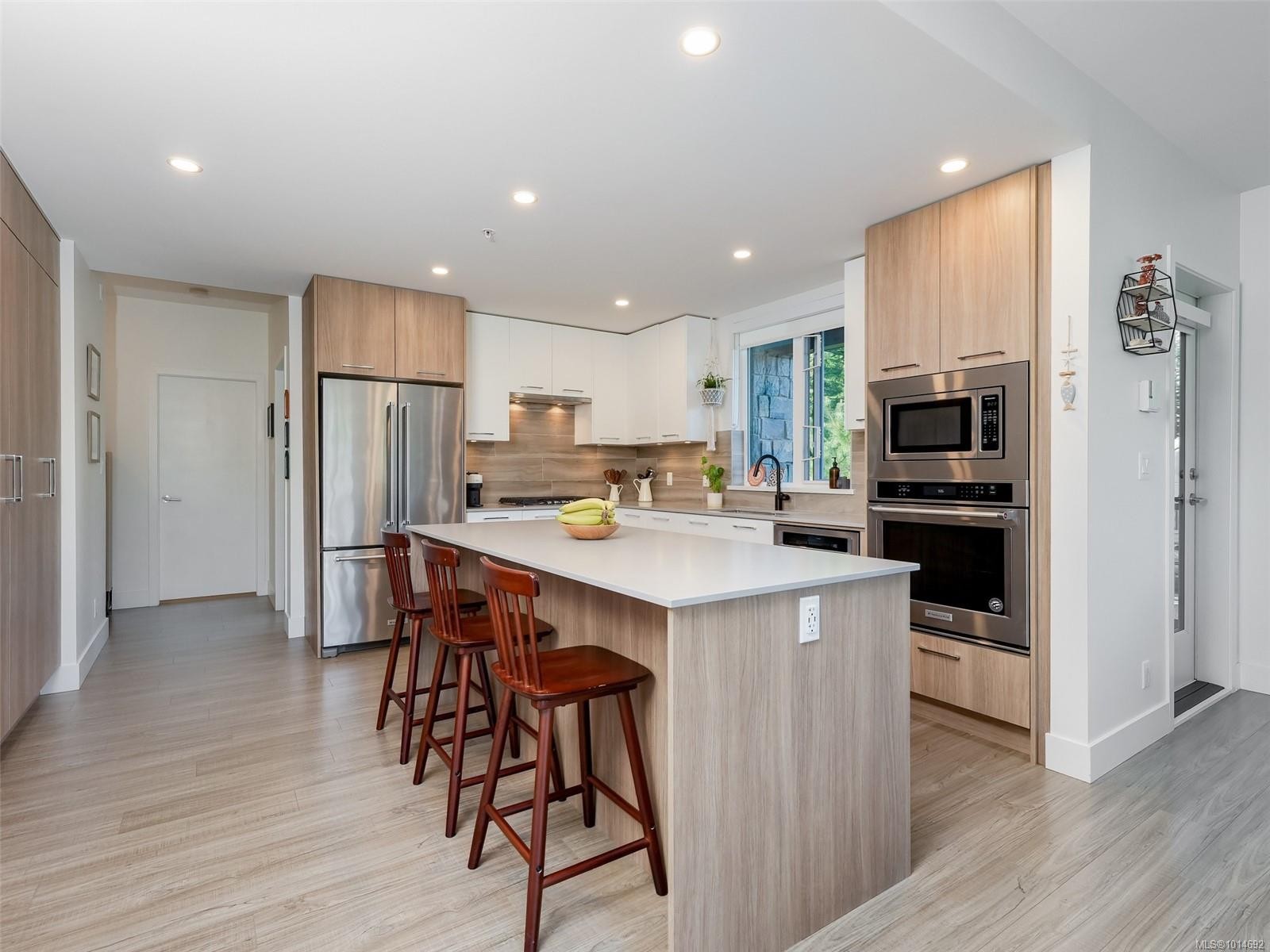 









960


Reunion

Ave, 218,
Langford,




BC
V9B 0W5

