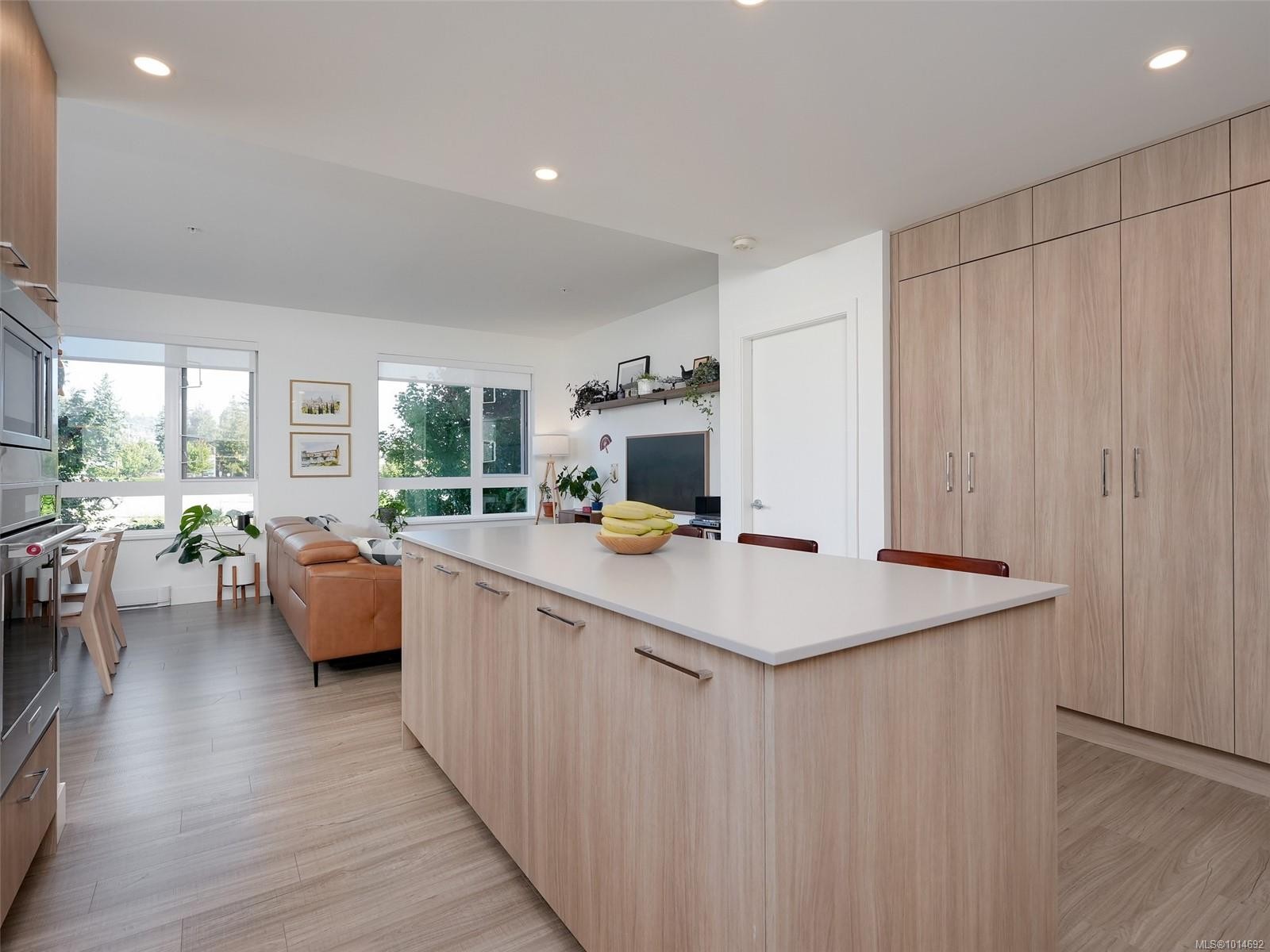 









960


Reunion

Ave, 218,
Langford,




BC
V9B 0W5

