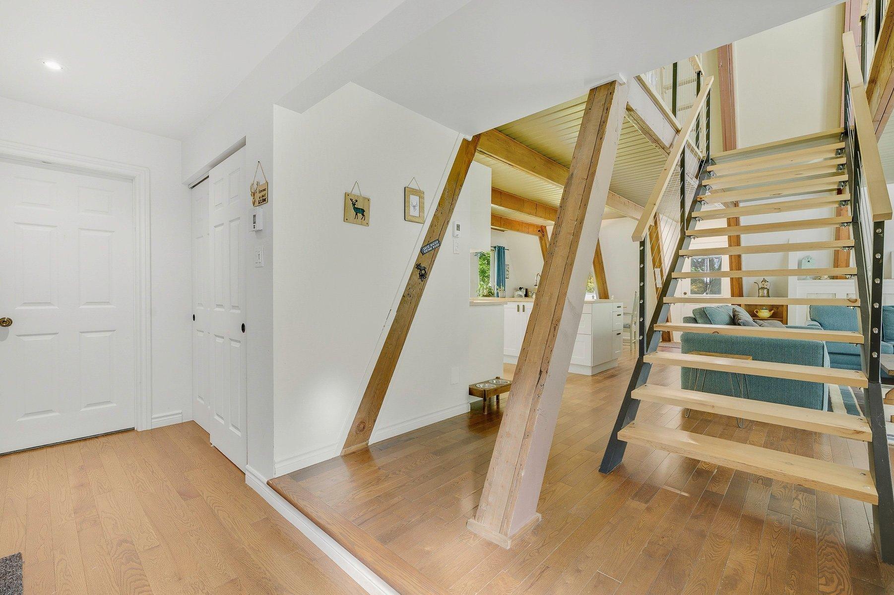 









1507


Rue des Bécassines

,
Sainte-Adèle,




QC
J8B2C3

