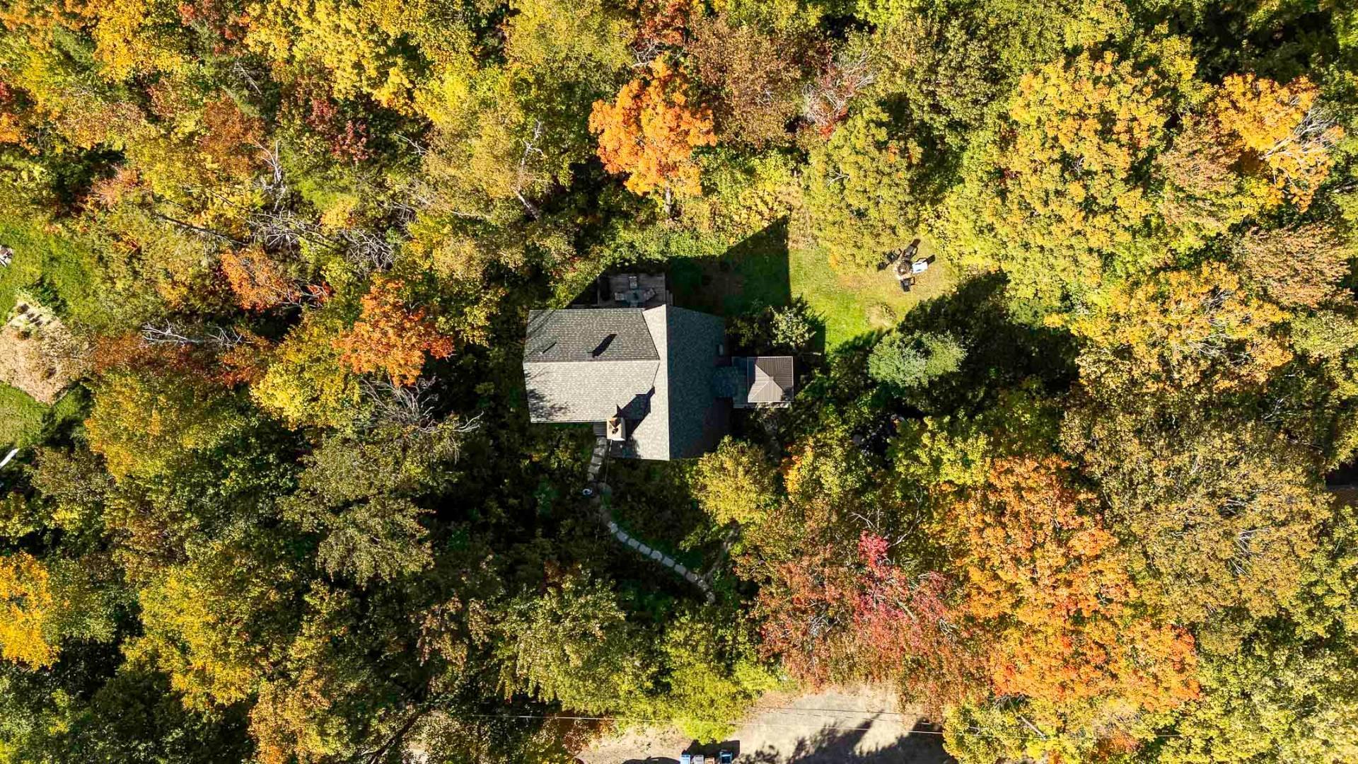 









1507


Rue des Bécassines

,
Sainte-Adèle,




QC
J8B2C3

