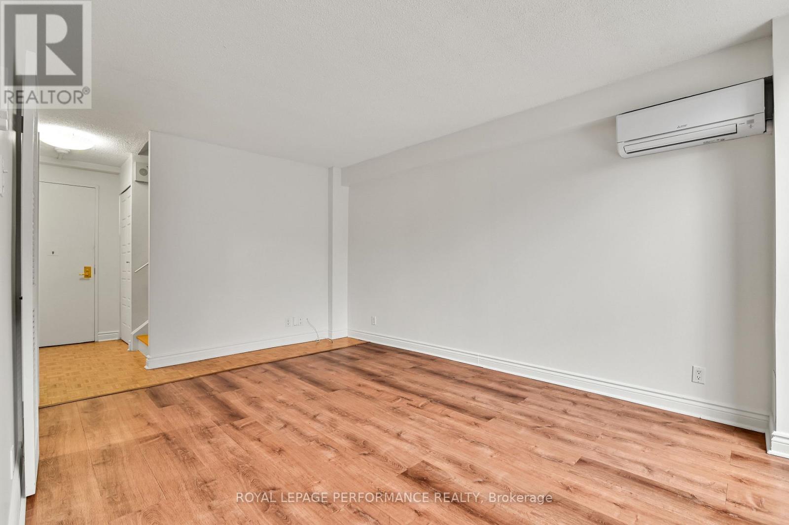 












344 - 515 ST LAURENT BOULEVARD

,
Ottawa,




Ontario
K1K3X5

