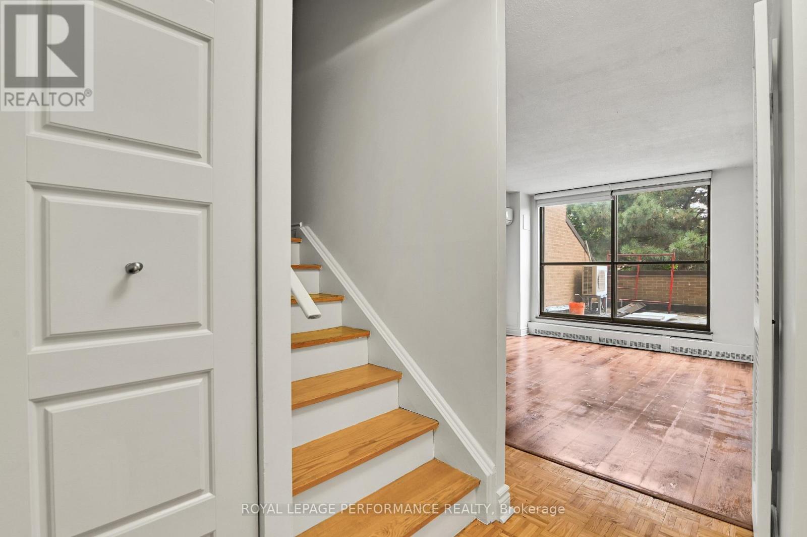 












344 - 515 ST LAURENT BOULEVARD

,
Ottawa,




Ontario
K1K3X5

