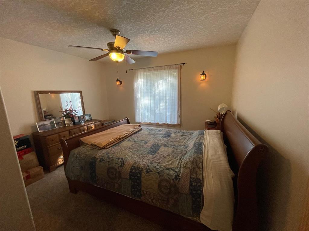 












417 Victor Avenue

,
Onanole,




Manitoba
R0J1N0

