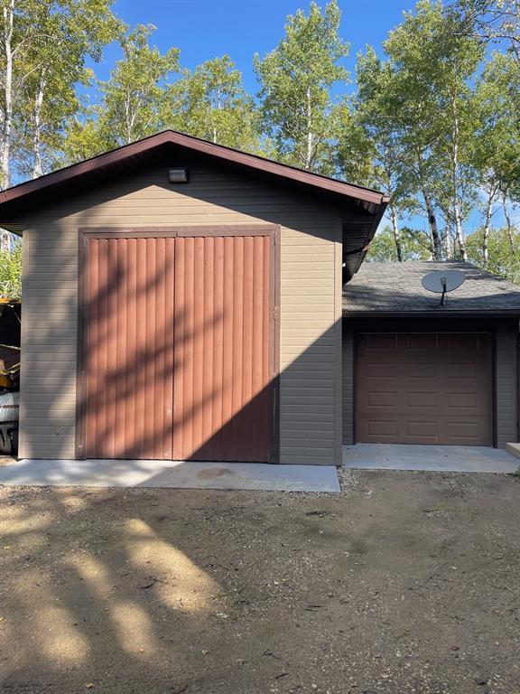 












417 Victor Avenue

,
Onanole,




Manitoba
R0J1N0

