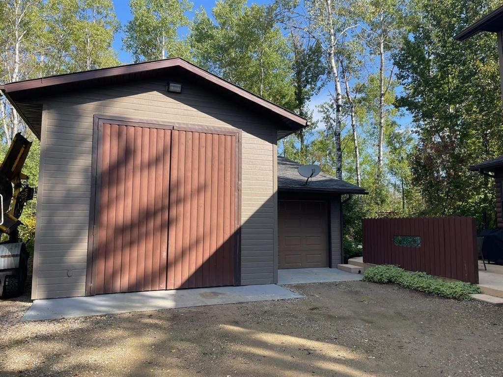 












417 Victor Avenue

,
Onanole,




Manitoba
R0J1N0

