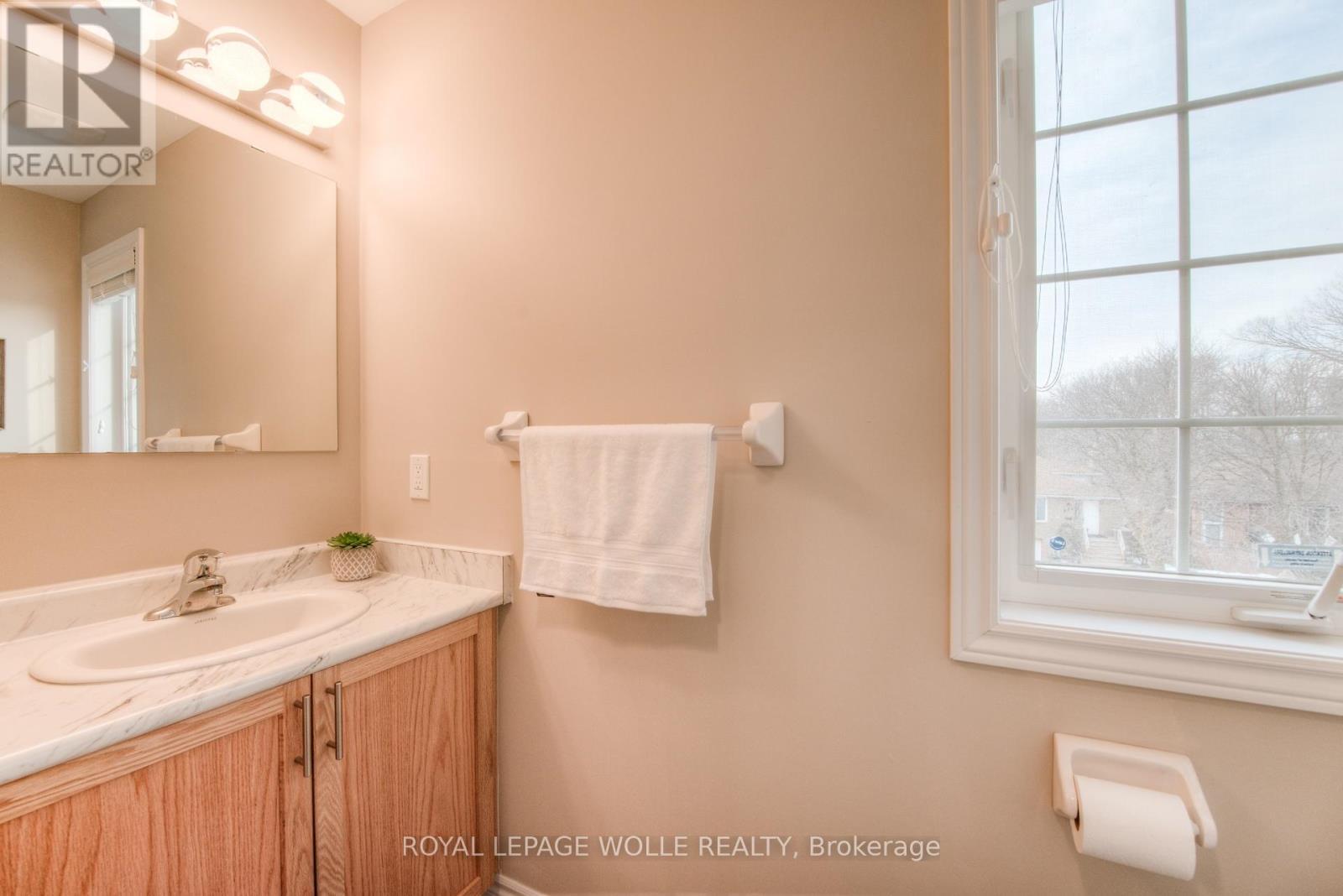 












B - 387 WESTWOOD DRIVE

,
Kitchener,




Ontario
N2M0B5

