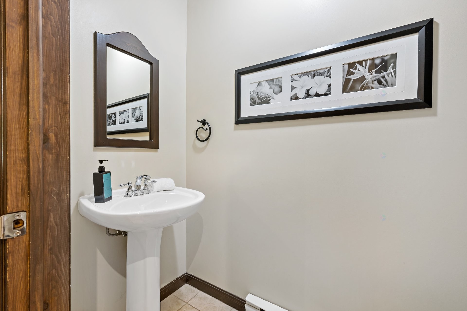 









214


Allée Boréalis

,
Mont-Tremblant,




QC
J8E0A4

