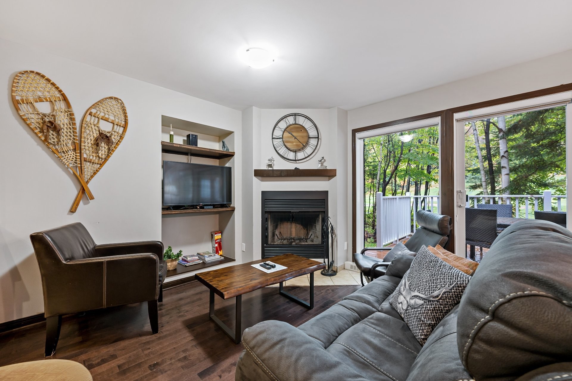 









214


Allée Boréalis

,
Mont-Tremblant,




QC
J8E0A4

