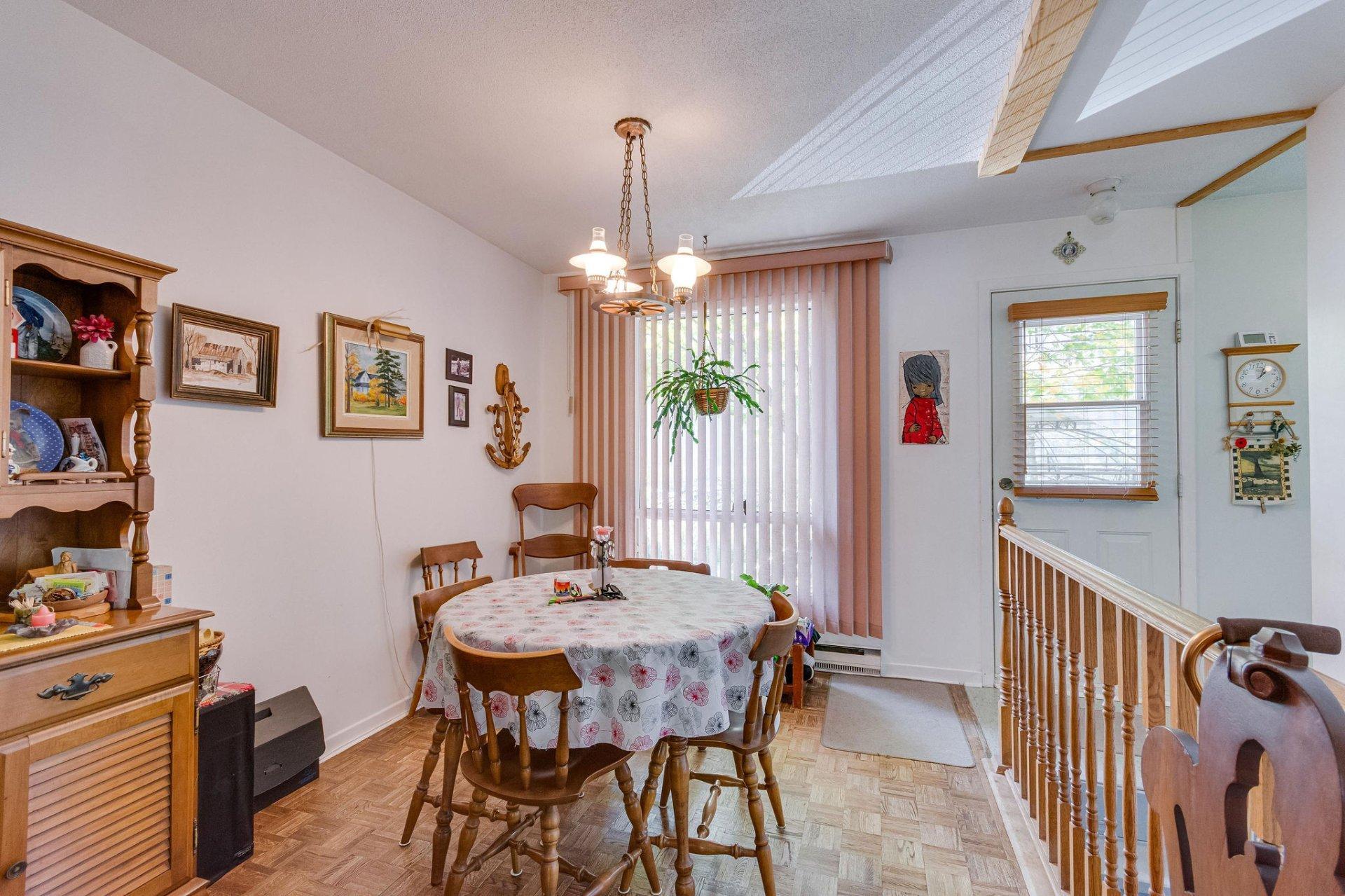 









10


Rue du Verdier

,
Cantley,




QC
J8V3B5

