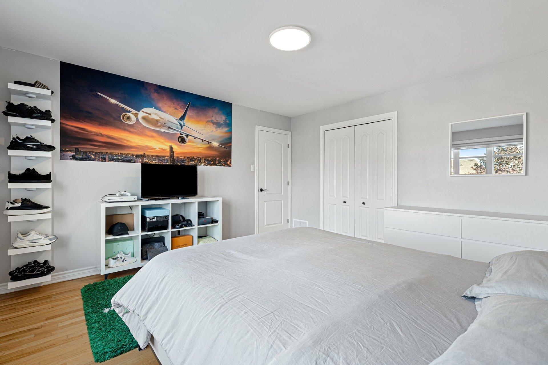 









314


Rue de Gascogne

,
Boucherville,




QC
J4B8T2

