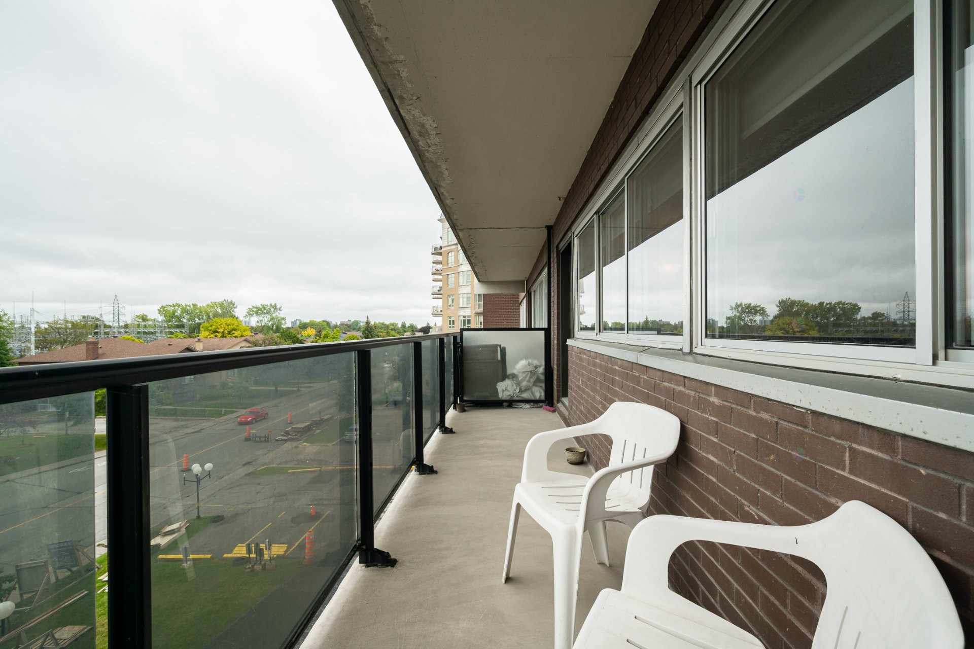 









5700


Boul. Cavendish

, 403,
Côte-Saint-Luc,




QC
H4W1S8

